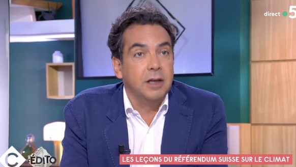 Patrick Cohen de «C à vous» tacle la France en citant la Suisse