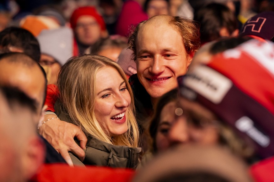 Marco Odermatt et sa petite amie Stella.