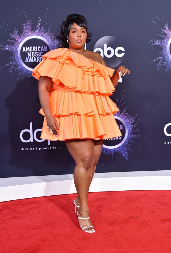 Lizzo arriving at the 47th Annual American Music Awards in Los Angeles, California - Nov 24, 2019 - American Music Awards 2019, Los Angeles California United States Microsoft Theatre PUBLICATIONxINxGE ...
