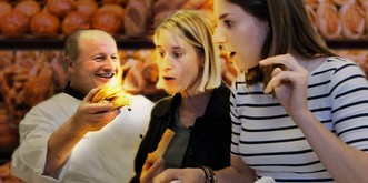 Entre deux bouteilles de rouge, on a goûté le sandwich spécial Bénichon