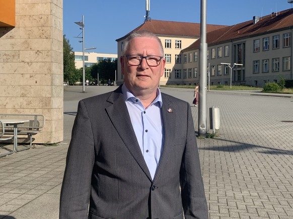 Jens Dietrich.