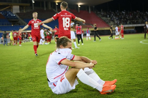 Le defenseur valaisan Numa Lavanchy montre sa deception a la fin du match retour du barrage de promotion en Super League et de relegation en Challenge League de football entre le FC Stade Lausanne Ouc ...