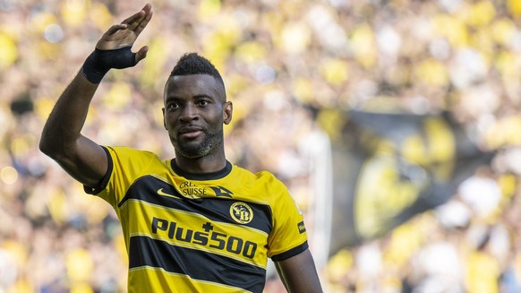 YB&#039;s Jean-Pierre Nsame feiert seinen Treffer zum 1-0 im Fussball Meisterschaftsspiel der Super League zwischen den Berner Young Boys und dem FC Basel, am Sonntag, 8. Oktober 2023, im Wankdorf Sta ...
