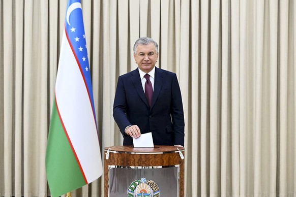 Chavkat Mirzioïev a obtenu 87,05% des voix et décroche ainsi un mandat de sept ans.