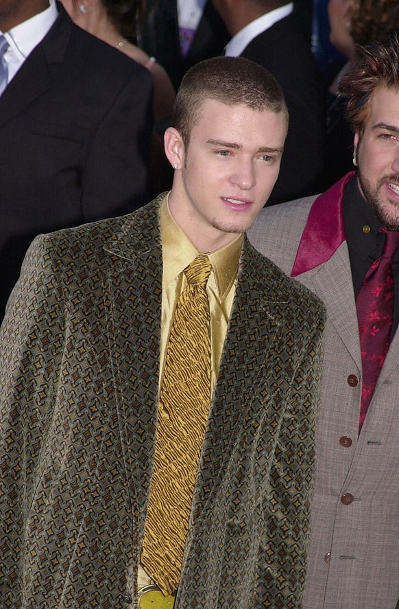 N'Sync's Justin Timberlake arrives at the 43rd Annual Grammy Awards. (Photo by Frank Trapper/Corbis via Getty Images)