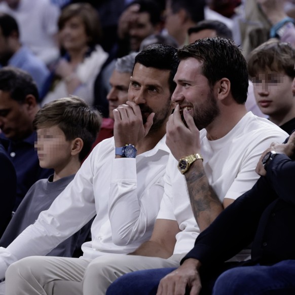 Novak Djokovic était bien à Madrid, mais pour assister à un match d'Euroligue en compagnie du Slovène Luka Doncic.