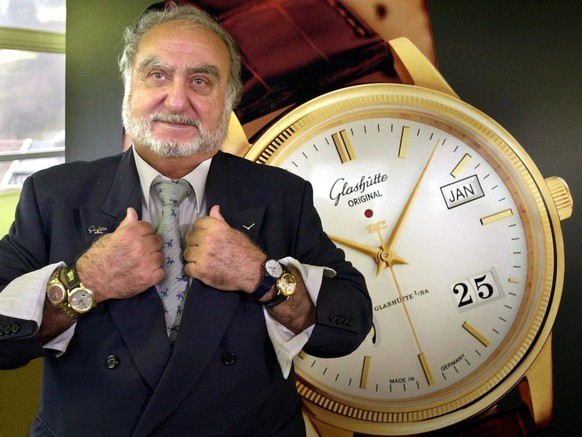 Nicolas G. Hayek (1928-2010), père de Nick et Nayla Hayek, a sauvé l'industrie horlogère suisse avec Swatch.