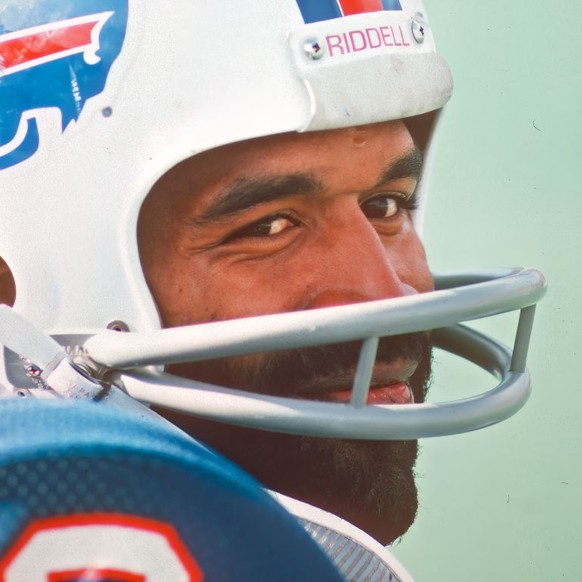 ORCHARD PARK, NY - OCTOBER 5: Running back O.J. Simpson of the Buffalo Bills looks on from the sideline during a game against the Denver Broncos at Rich Stadium on October 5, 1975 in Orchard Park, New ...