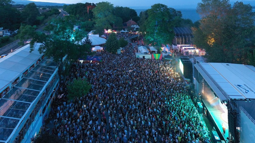 The Prodigy, Air et Kavinsky se produisent au Caribana Festival.