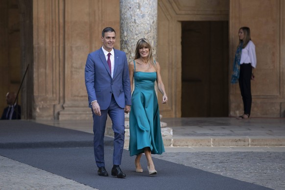 Arrival of political leaders at the gala reception held at the Alhambra during the European Summit in Granada, Spain, October 5, 2023. Pedro Sanchez and Begona Gomez LLegada de los lideres politicos a ...