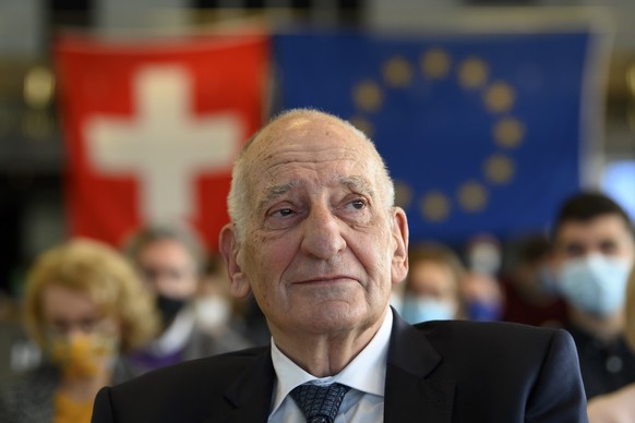 Alt-Bundesrat Pascal Couchepin, fotografiert waehrend der Europatagung der Europaeischen Bewegung Schweiz, am Samstag, 27. November 2021, in Bern. (KEYSTONE/Anthony Anex)