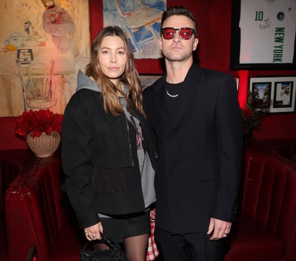WEST HOLLYWOOD, CALIFORNIA - MARCH 14: (L-R) Jessica Biel and Justin Timberlake attend Justin Timberlake's 'EVERYTHING I THOUGHT IT WAS' Album Release Party at Dan Tana's on March  ...
