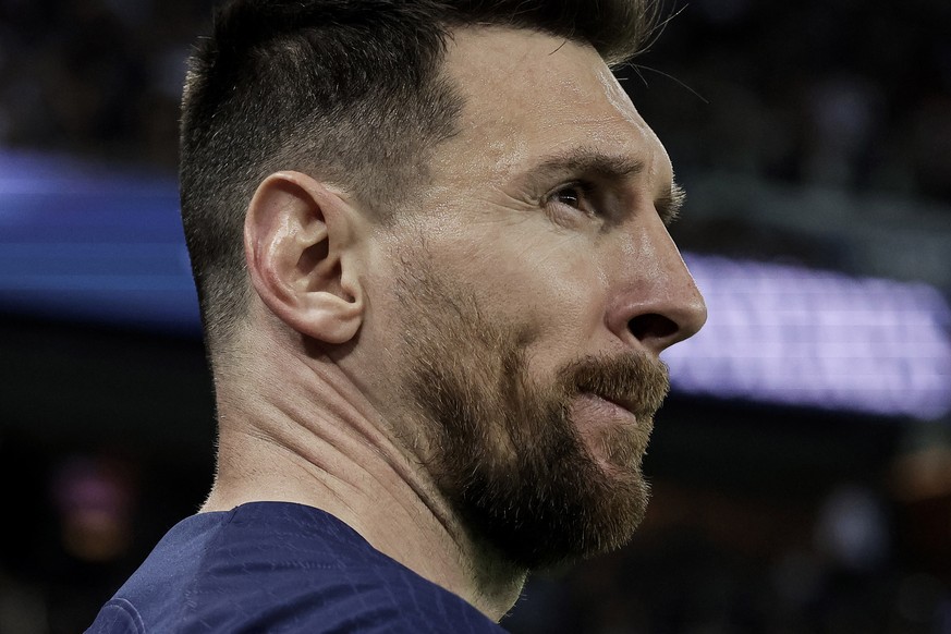 epa10671587 Paris Saint Germain&#039;s Lionel Messi reacts during the French Ligue 1 soccer match between Paris Saint Germain and Clermont Foot 63 in Paris, France, 03 June 2023. EPA/CHRISTOPHE PETIT  ...