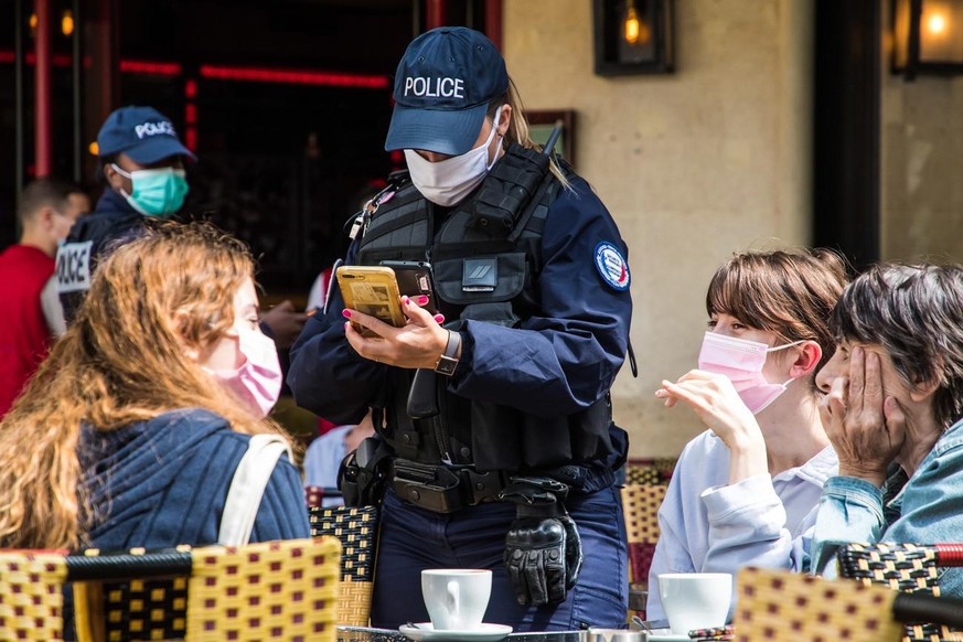 Cette nouvelle extension du pass sanitaire concerne environ cinq millions de jeunes Français.