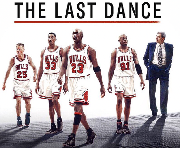 Steve Kerr (tout à gauche) a même eu l'honneur d'apparaître sur les affiches du documentaire The Last Dance sur Netflix, consacré aux Chicago Bulls.