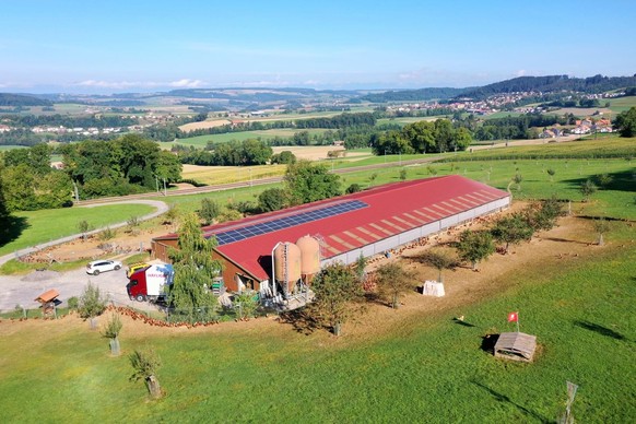 L’exploitation de Joël Charrière, vue du ciel.