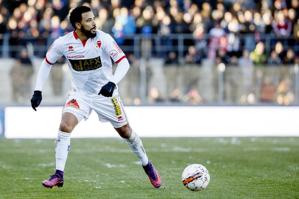Sion&#039;s midfielder Carlitos drives the ball, during the Super League soccer match of Swiss Championship between the FC Sion and the FC Luzern, at the Stade de Tourbillon stadium, in Sion, Switzerl ...