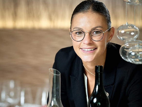 Charline Pichon, «Sommelière de l&#039;année» à l&#039;Hôtel de Ville de Crissier.