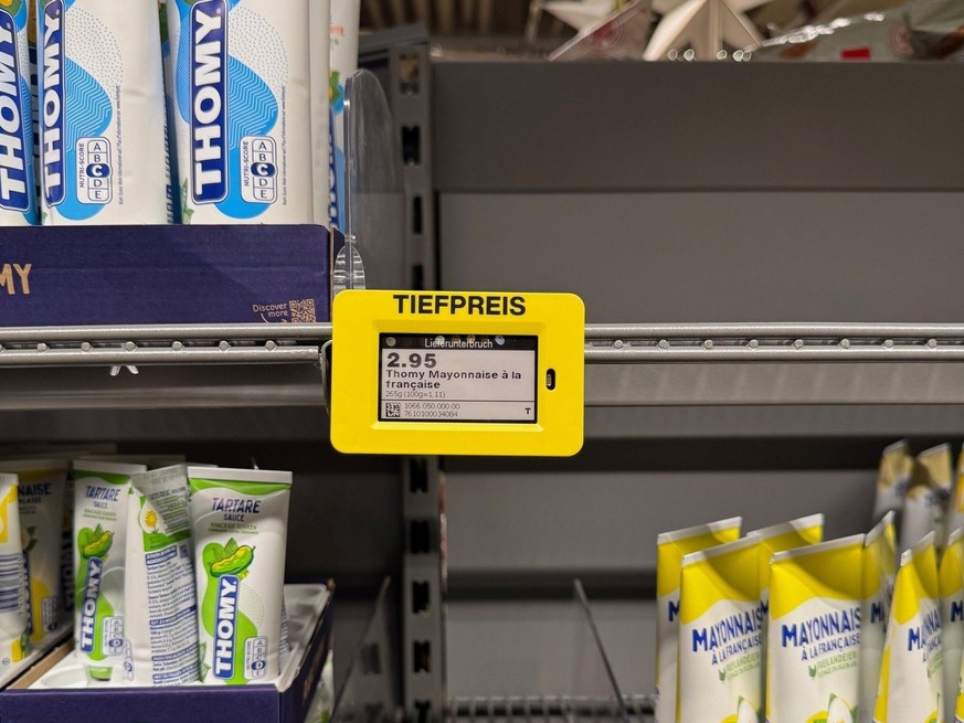 Pénurie à la Migros, livraison suspendue pour des produits Thomy, Toblerone ou Kellogs