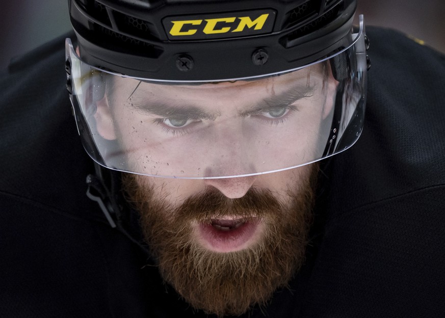 Vancouver Canucks' Filip Hronek (17) waits for a face off against the Anaheim Ducks during the second period of an NHL game in Vancouver, on Saturday, April 5, 2025. (Ethan Cairns/The Canadian Pr ...