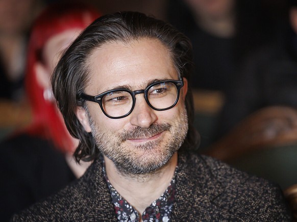 Candidat du Parti socialiste, Julien Wicki a termin� en t�te du premier tour de l&#039;�lection compl�mentaire � la Municipalit� d&#039;Yvredon-les-Bans.