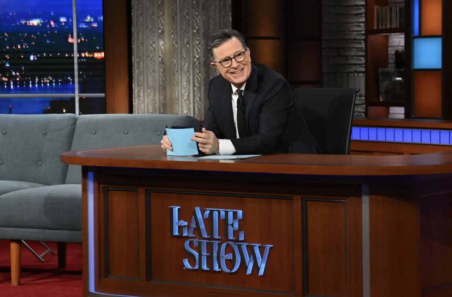 La chaîne CBS a annoncé jeudi que le «Late Show» de Stephen Colbert, émission phare des fins de soirées américaines, s&#039;arrêtera en 2026. Cette fin intervient dans un contexte politique tendu.