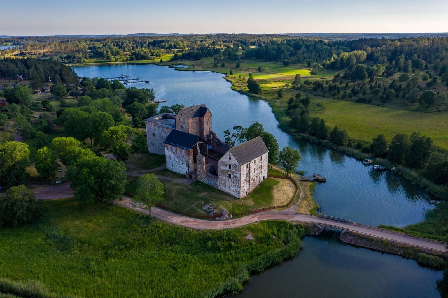 Le château de Kastelholm est l&#039;un des lieux emblématiques de l&#039;archipel d&#039;Aland.