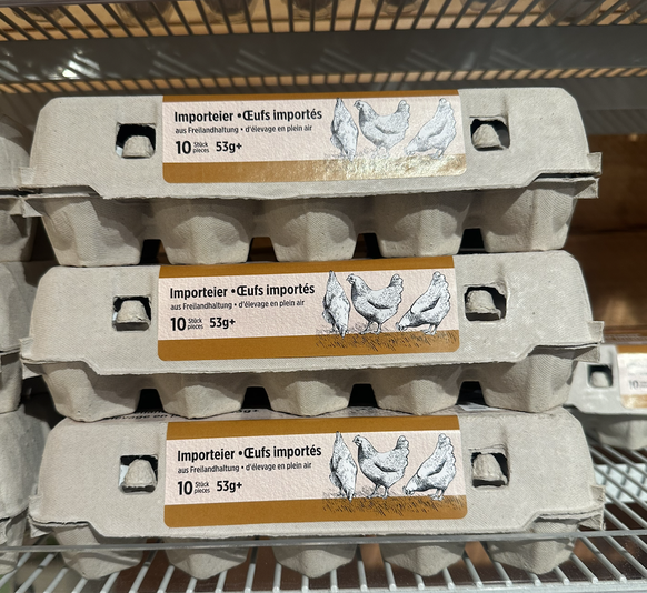 Pour espérer satisfaire tout le monde, la grande distribution doit dégainer des oeufs importés.