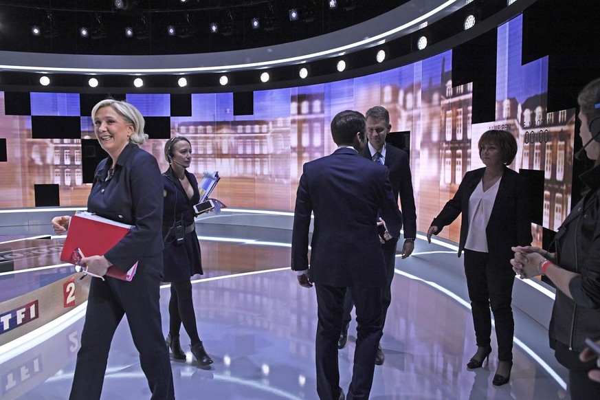 Marion Maréchal avec Zemmour? ++ Macron sort un site web en douce 