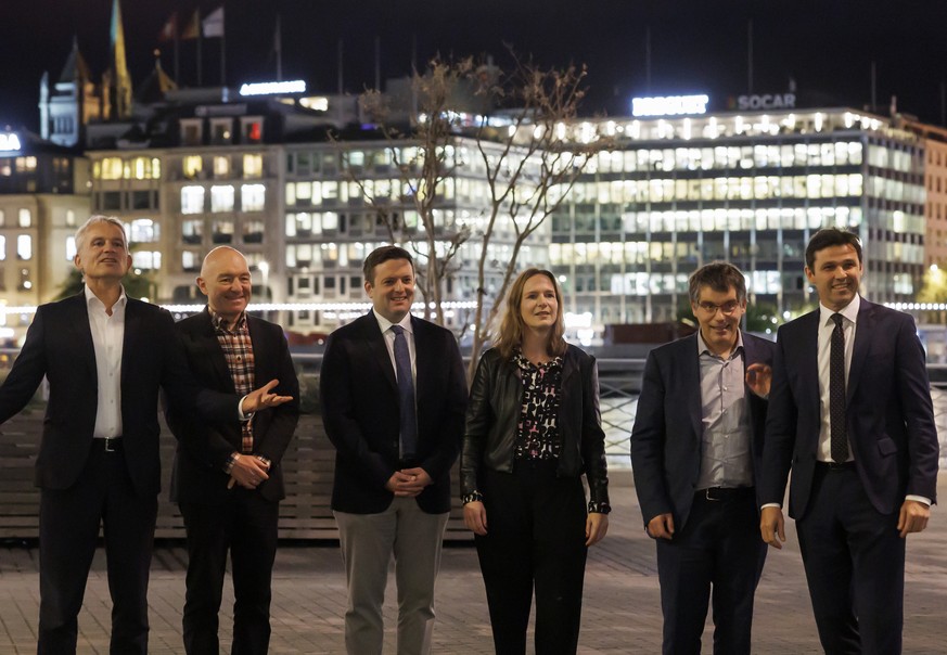 Les six candidats socialiste, de gauche droite, Beat Jans (PS - Bale), Daniel Jositsch (PS - Zurich), Jon Pult (PS - Grison), Evi Allemann (PS - Berne), Roger Nordmann (PS - Vaud), et Matthias Aebisch ...