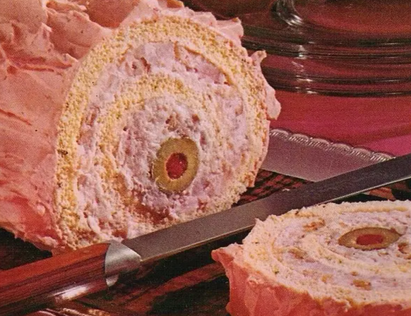 Ceci n'est pas un rouleau de vomi, mais un sandwich roulé aux crevettes. Miam!