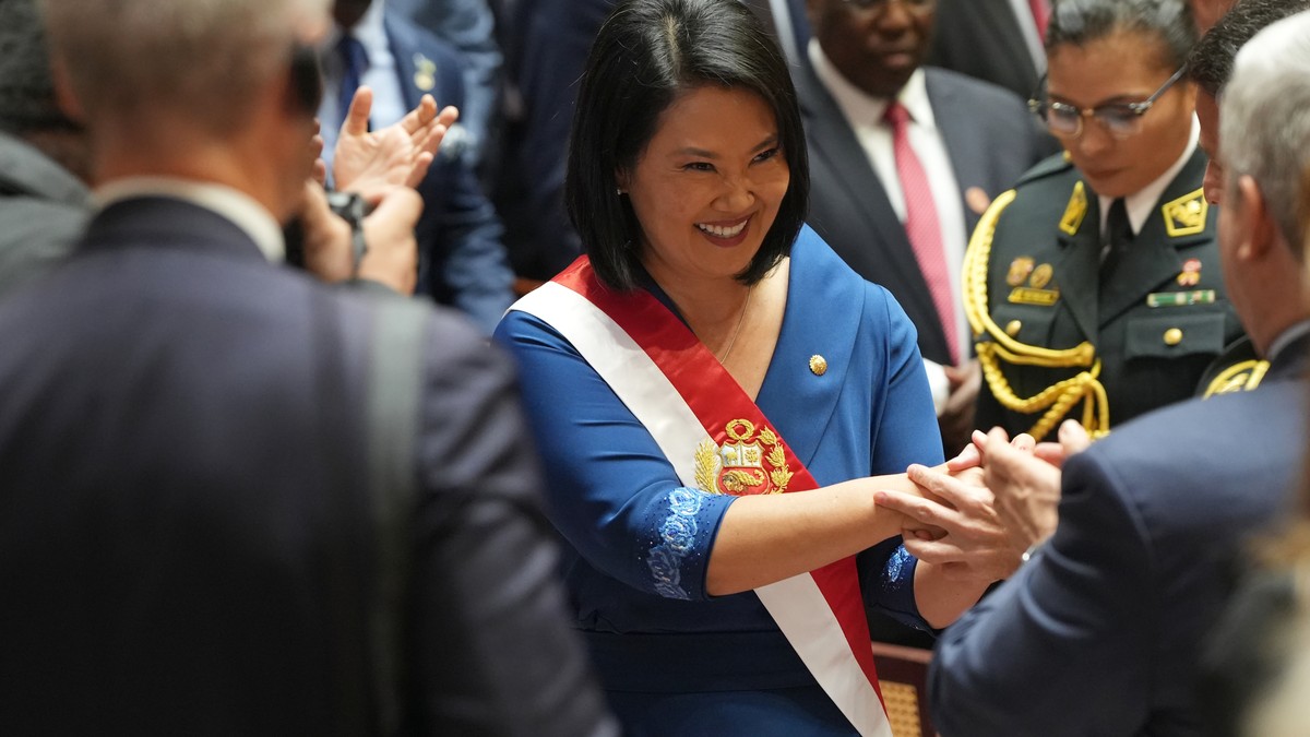 Keiko Fujimori a été investie présidente du Pérou mardi et doit désormais tenir sa promesse de combattre la vague de