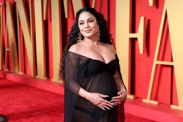 BEVERLY HILLS, CALIFORNIA - MARCH 10: Vanessa Hudgens attends the 2024 Vanity Fair Oscar Party Hosted By Radhika Jones at Wallis Annenberg Center for the Performing Arts on March 10, 2024 in Beverly H ...