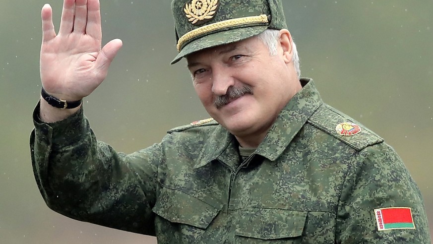 Alexandre Loukachenko aurait créé sa troupe de mercenaires. L&#039;armée de Biélorussie se tient prête auprès de Poutine pour la guerre en Ukraine.