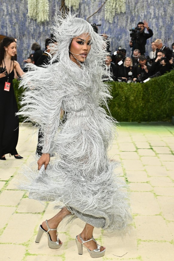 Teyana Taylor arrives at The Metropolitan Museum of Art's Costume Institute benefit gala celebrating the opening of the "Costume Art" exhibition on Monday, May 4, 2026, in New York. (Ph ...