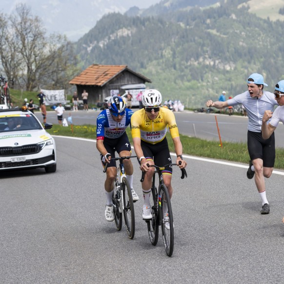 Tadej Pogacar a lâché Florian Lipowitz à un kilomètre du sommet de la 3e ascension du Jaun