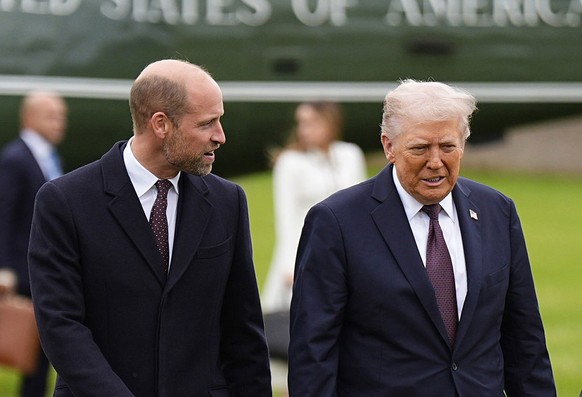 WINDSOR, ENGLAND - SEPTEMBER 17: William, Prince of Wales (L) receives US President Donald Trump at Windsor Castle during US President Donald Trump&#039;s second state visit to the UK on September 17, ...