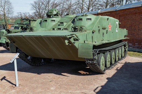 Jusqu'à présent, les chars BTR-50 se trouvaient plutôt... dans les musées.