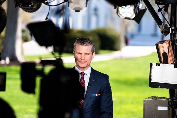 WASHINGTON, DC March 21, 2025:

US Secretary of Defense Pete Hegseth does a TV hit outside of the White House on Friday March 21, 2025. 

(Photo by Demetrius Freeman/The Washington Post via Getty Imag ...
