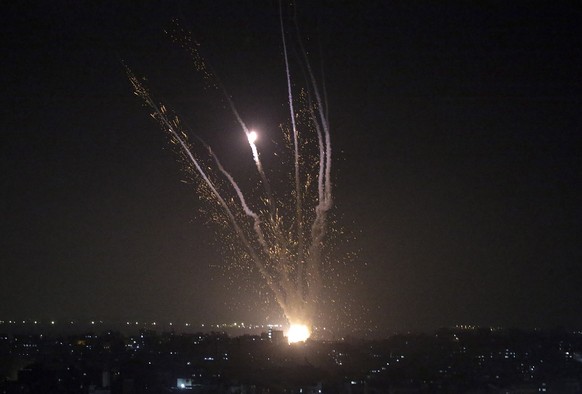Plus de 400 roquettes ont été lancées de la bande de Gaza par la branche armée du Jihad islamique.