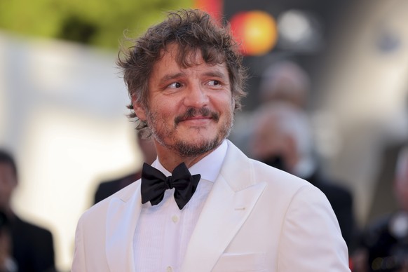 Pedro Pascal poses for photographers upon arrival at the premiere of the film &#039;Argentina, 85&#039; during the 79th edition of the Venice Film Festival in Venice, Italy, Saturday, Sept. 3, 2022. ( ...