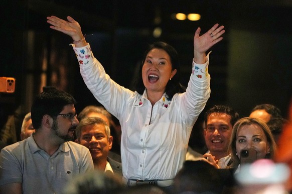 Presidential candidate Keiko Fujimori of the Popular Force party waves after polls closed during the presidential runoff election in Lima, Peru, Sunday, June 7, 2026. (AP Photo/Guadalupe Pardo)
Keiko  ...