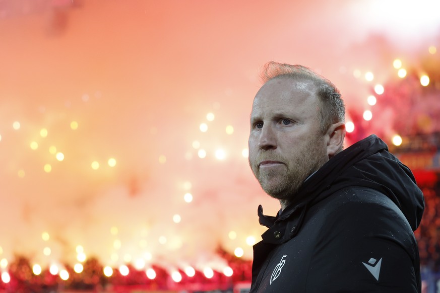 Trainer Ludovic Magnin (FCB) vor dem Fussball Meisterschaftsspiel der Swiss Super League zwischen dem FC Basel 1893 und dem FC Zuerich im Stadion St. Jakob-Park in Basel, am Mittwoch, 29. Oktober 2025 ...