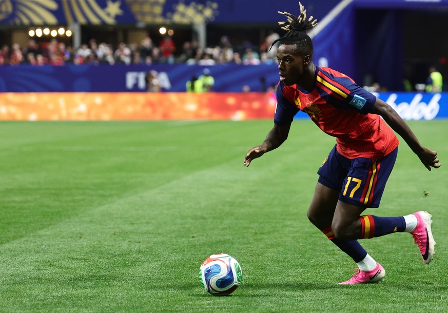epa13054720 Nico Williams of Spain in action during the FIFA World Cup 2026 group stage match Spain against Saudi Arabia, in Atlanta, USA, 21 June 2026. EPA/RONALD WITTEK