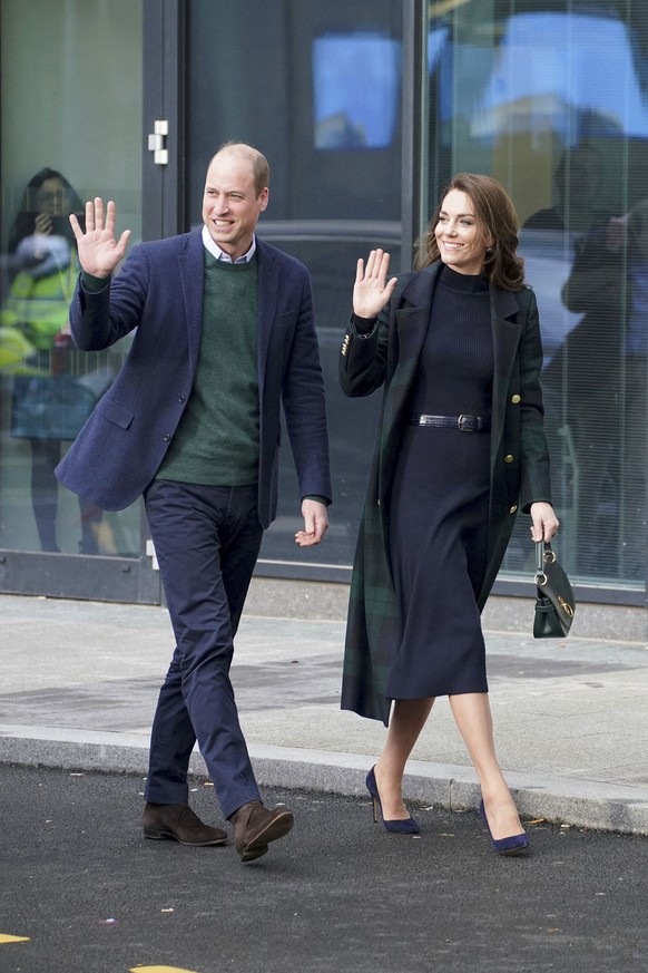 Pendant ce temps, Kate et William sont libres de jouer la carte de la discrétion. Plus chic.