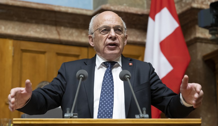 Bundesrat Ueli Maurer spricht waehrend der Wintersession der Eidgenoessischen Raete, am Dienstag, 13. Dezember 2022 im Nationalrat in Bern. (KEYSTONE/Anthony Anex)