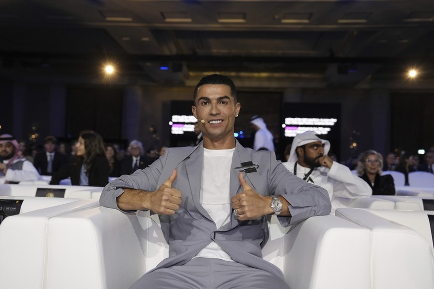 Al Nassr&#039;s Cristiano Ronaldo gestures, during the Globe Soccer Awards 2025, in Dubai, UAE, Friday, Dec. 27, 2024. (abio Ferrari/LaPresse via AP)
