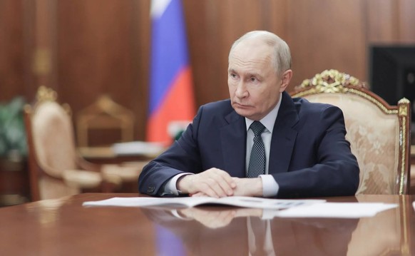 Vladimir Poutine (photo d'archive). Selon certains experts, le chef du Kremlin pourrait ordonner à ses troupes d'attaquer les pays baltes.