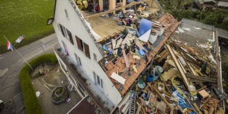 «Mon appartement est détruit»: La Chaux-de-Fonds après la tempête