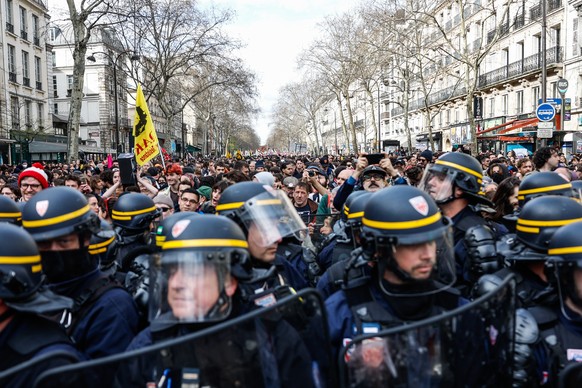 epa11981848 Protesters clash with Police during a nationwide demonstration against racism and fascism marking International Day Against Racism and Discrimination in Paris, France, 22 March 2025. EPA/M ...